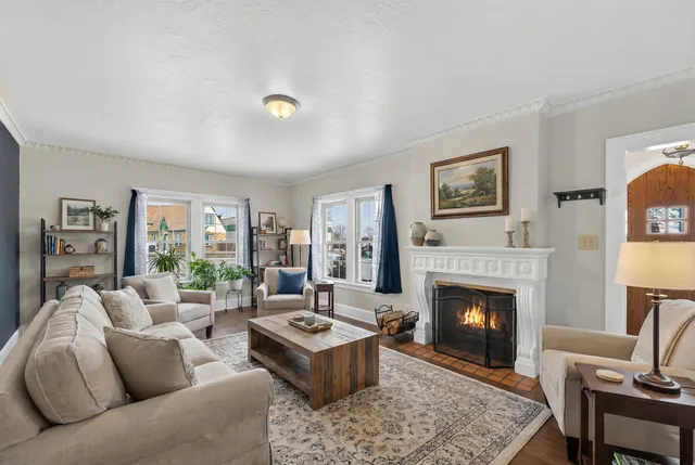 $199,900 | 3006 Elm Lane, Racine, WI 53405