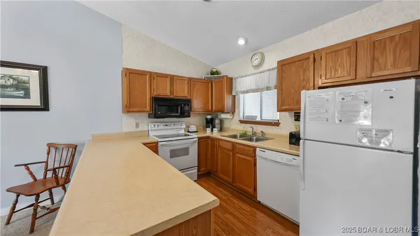 $265,000 | 611 Lazy Days Road, Unit B11, Osage Beach, MO 65065