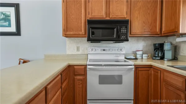 $265,000 | 611 Lazy Days Road, Unit B11, Osage Beach, MO 65065