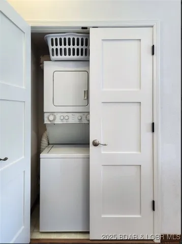 $265,000 | 611 Lazy Days Road, Unit B11, Osage Beach, MO 65065