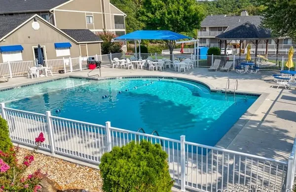 $265,000 | 611 Lazy Days Road, Unit B11, Osage Beach, MO 65065