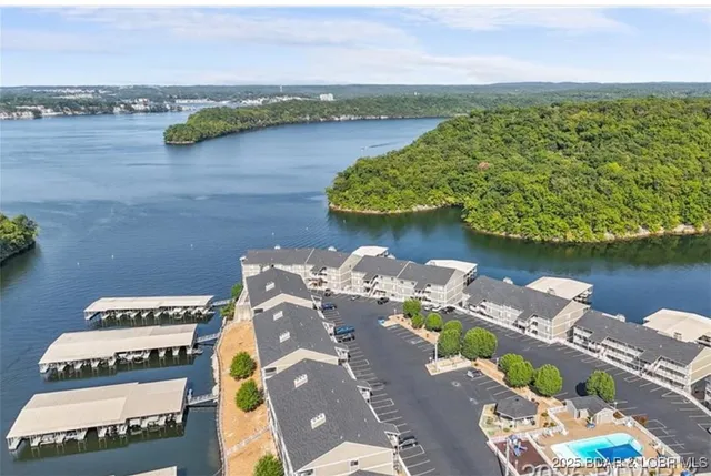 $265,000 | 611 Lazy Days Road, Unit B11, Osage Beach, MO 65065