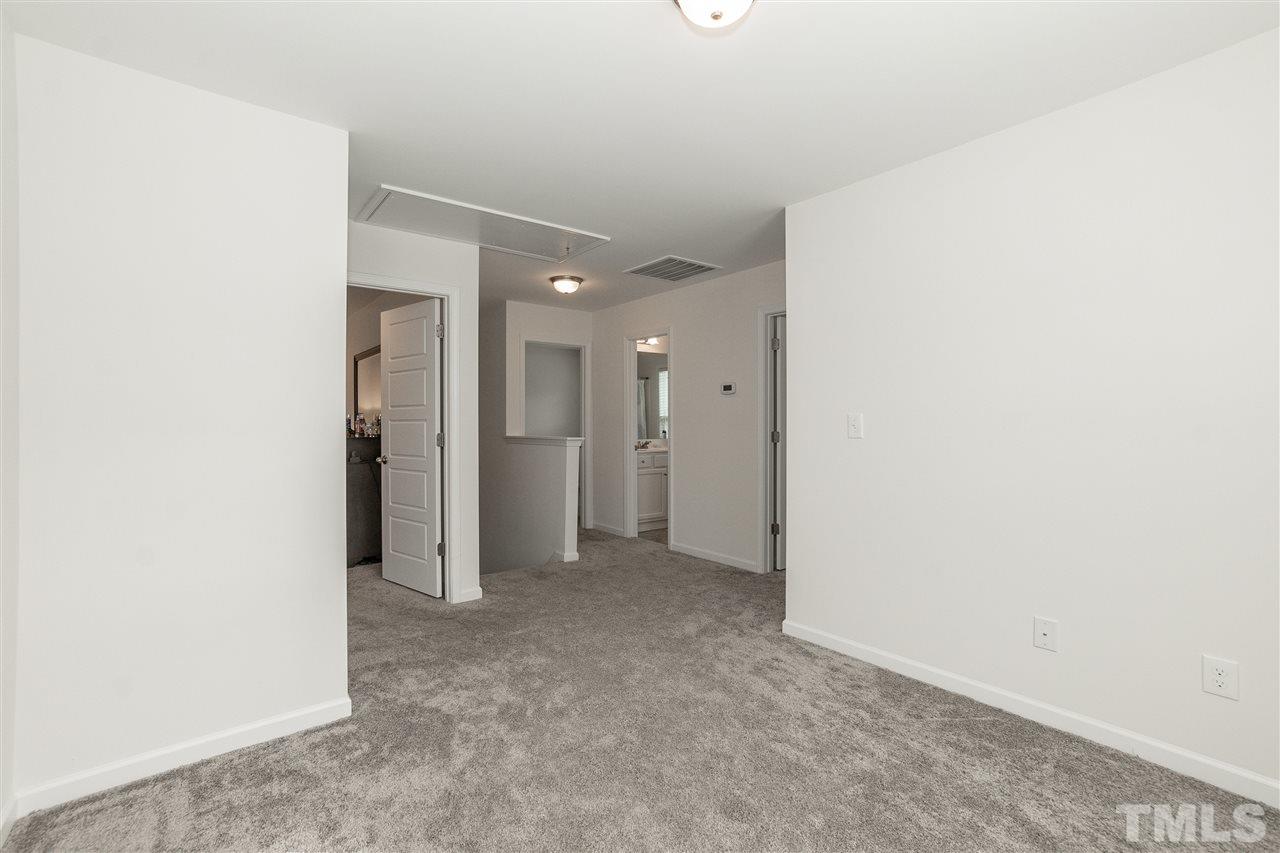 42 Griffith Place Clayton, NC 27520 - Photo 14 of 29