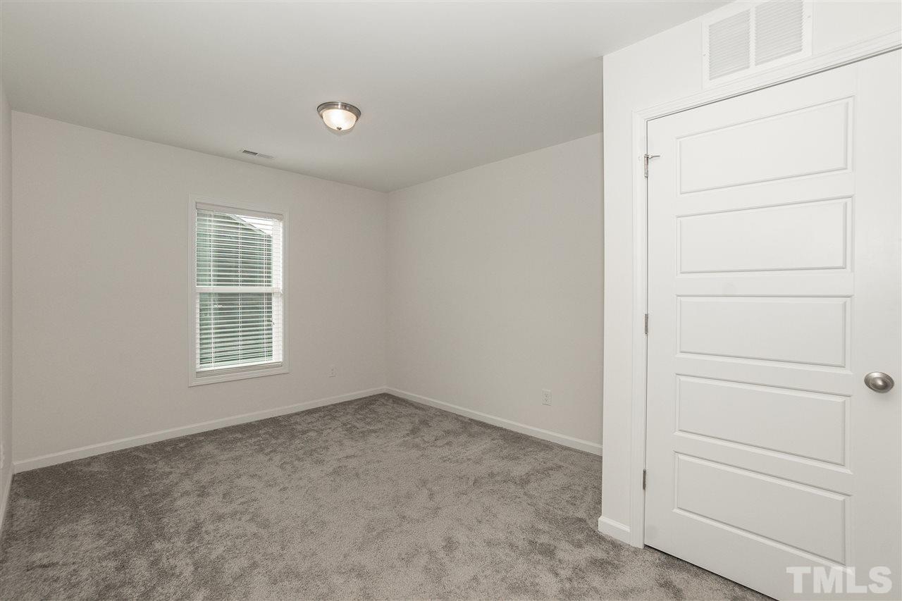 42 Griffith Place Clayton, NC 27520 - Photo 15 of 29