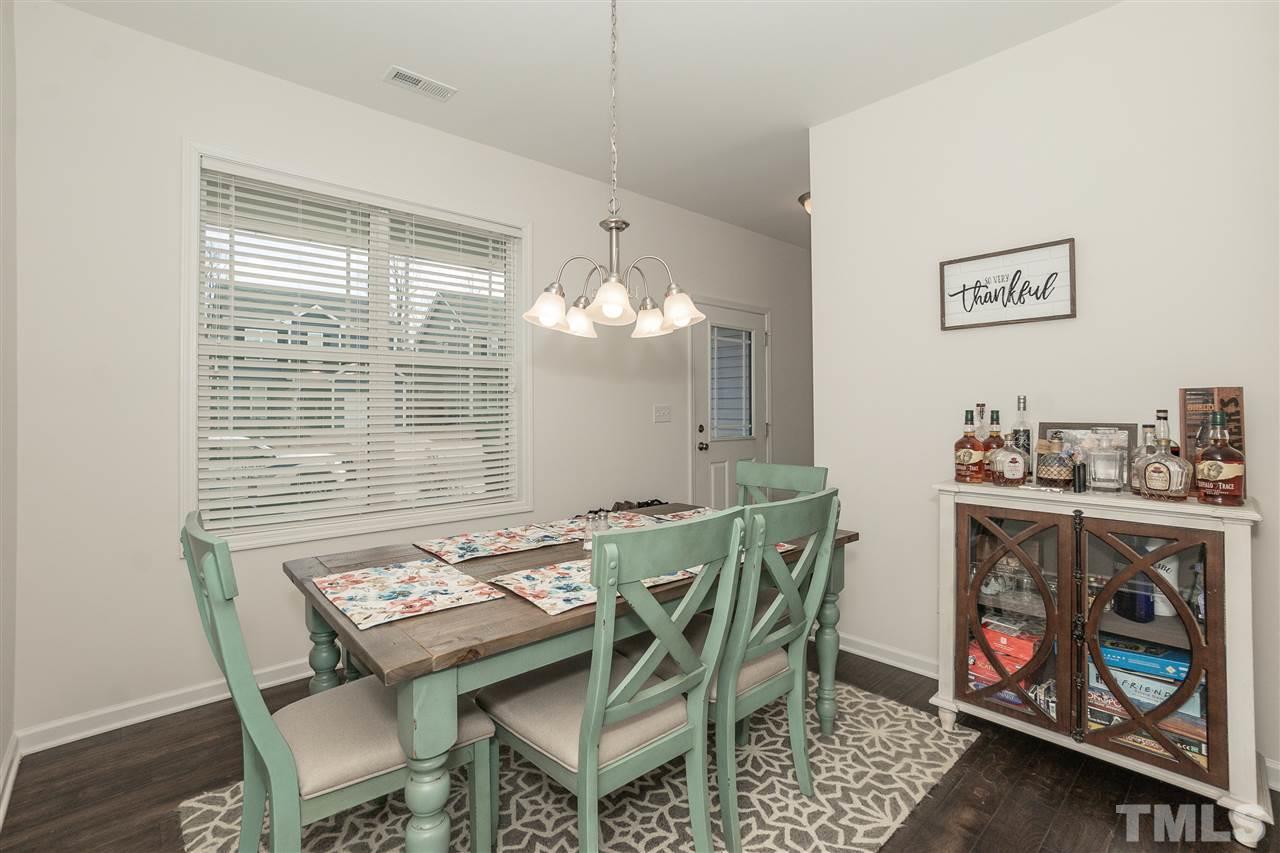 42 Griffith Place Clayton, NC 27520 - Photo 4 of 29