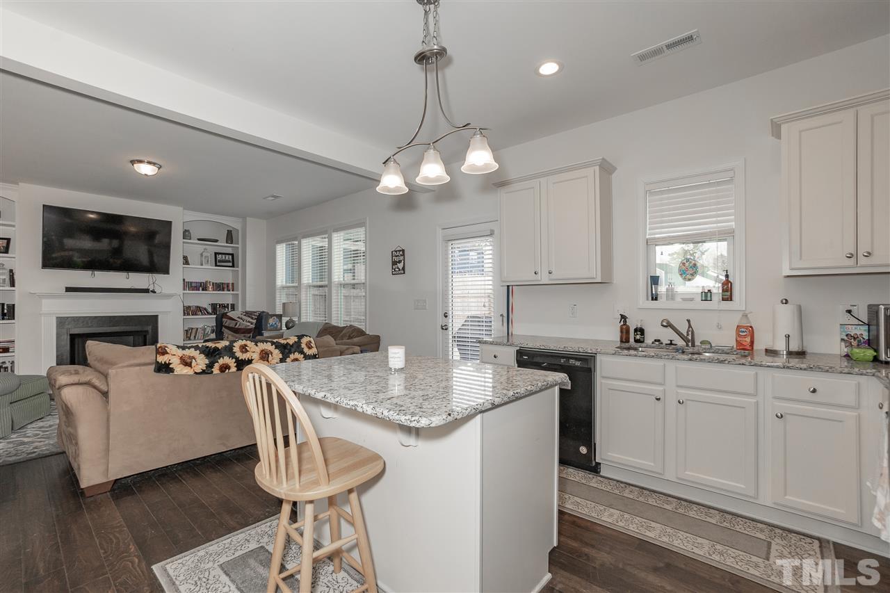 42 Griffith Place Clayton, NC 27520 - Photo 8 of 29