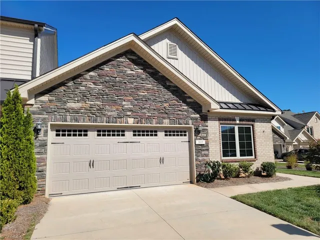 $2,250 | 3819 Galloway Court, High Point, NC 27265