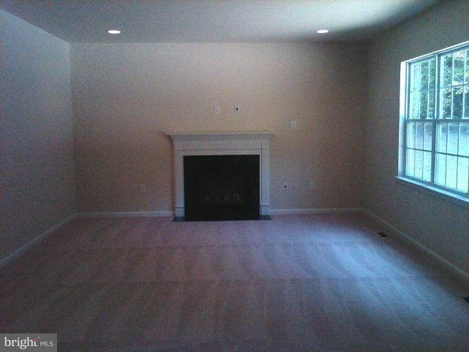 2029 Baythorne Road Prince Frederick, MD 20678 - Photo 6 of 20 Family Room