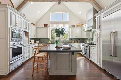 $3,895,000 | 1603 Balverne Lane, Windsor, CA 95492