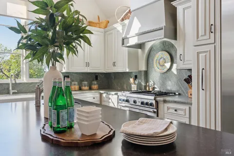 $3,895,000 | 1603 Balverne Lane, Windsor, CA 95492