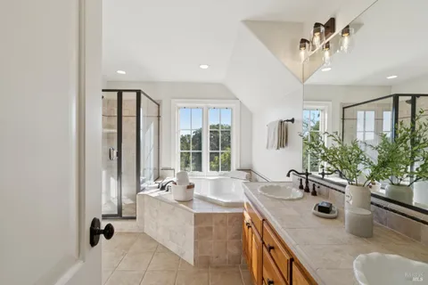 $3,895,000 | 1603 Balverne Lane, Windsor, CA 95492