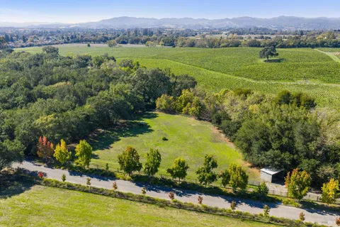 $3,895,000 | 1603 Balverne Lane, Windsor, CA 95492
