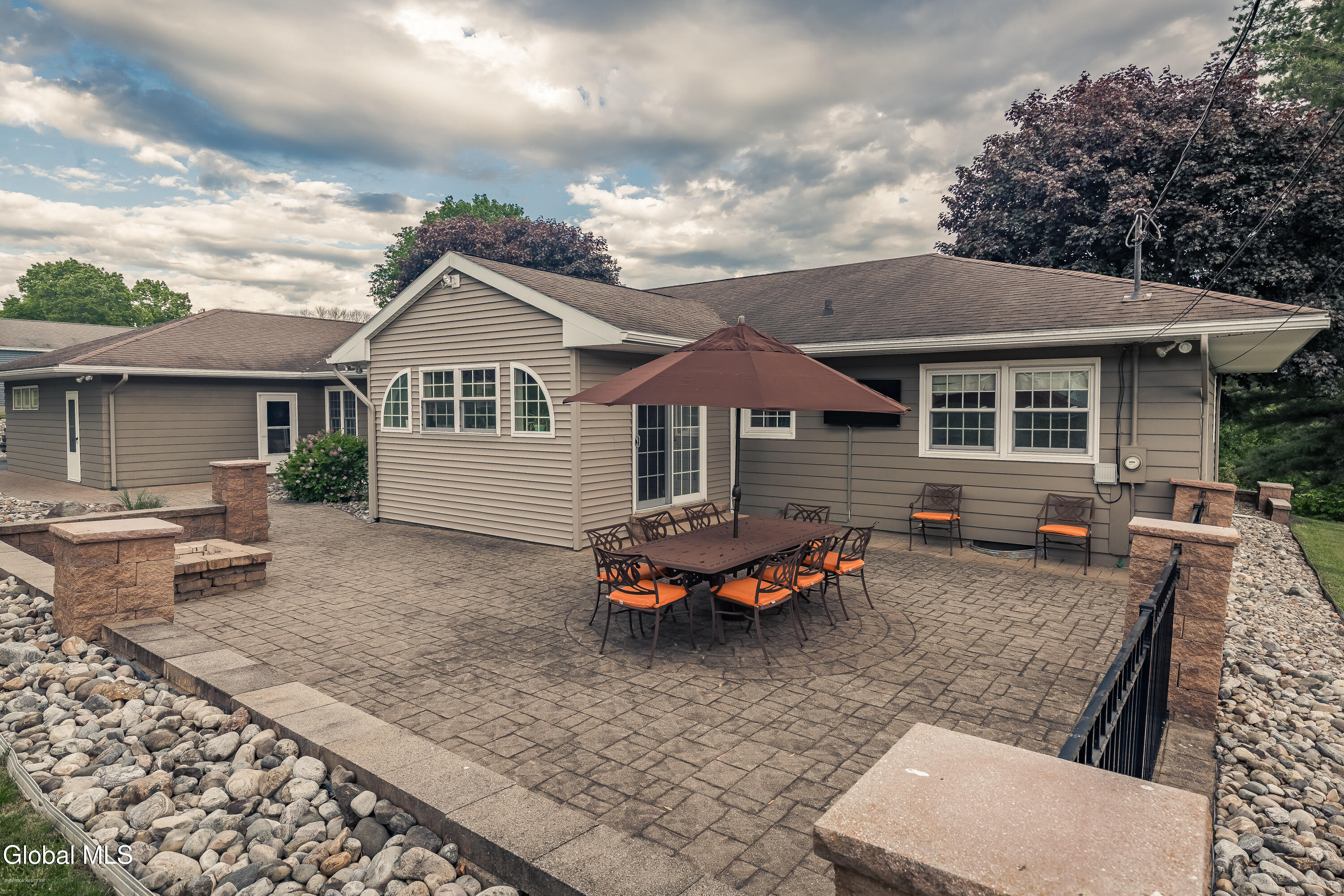 109 Golf Course Road Amsterdam, NY 12010 - Photo 12 of 76 address-city-NY-44