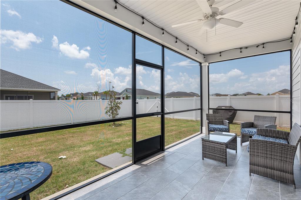 5688 Southwest 92nd Place Ocala, FL 34476 - Photo 46 of 54 a very nice looking room with a large window