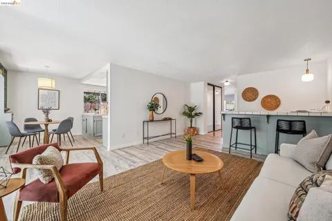 $895,000 | 5672 Torrey Pine Court, El Sobrante, CA 94803
