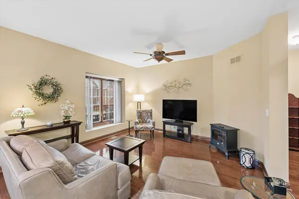 $550,000 | 13105 Timber Court, Palos Heights, IL 60463