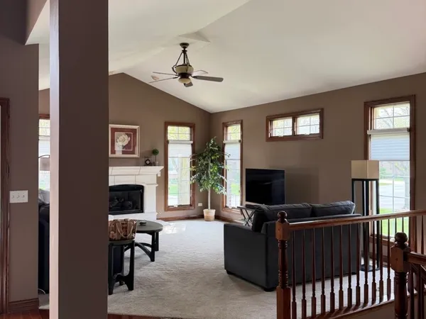 $550,000 | 13105 Timber Court, Palos Heights, IL 60463
