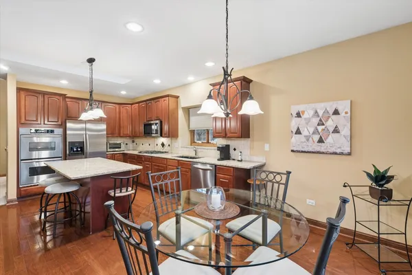 $550,000 | 13105 Timber Court, Palos Heights, IL 60463