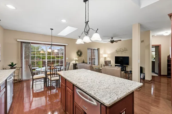 $550,000 | 13105 Timber Court, Palos Heights, IL 60463