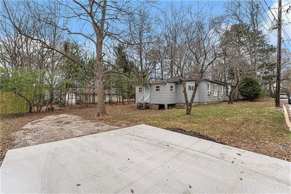 $1,100 | 3110 Rockbridge Road Southwest, Unit B, Avondale Estates, GA 30002