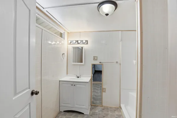 $150,000 | 321 North Broadway Street, Butler, IN 46721