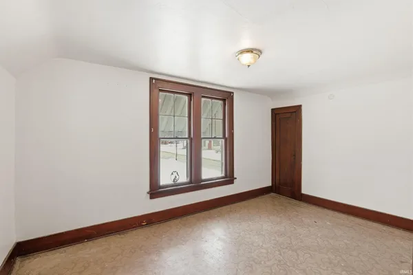 $150,000 | 321 North Broadway Street, Butler, IN 46721