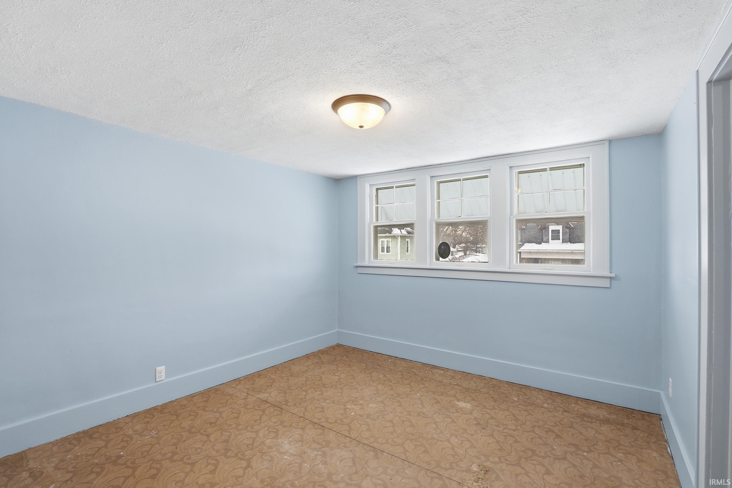 321 North Broadway Street Butler, IN 46721 - Photo 15 of 23