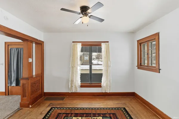 $150,000 | 321 North Broadway Street, Butler, IN 46721