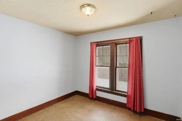 $150,000 | 321 North Broadway Street, Butler, IN 46721