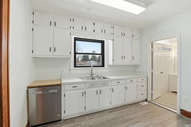 $160,000 | 321 North Broadway Street, Butler, IN 46721