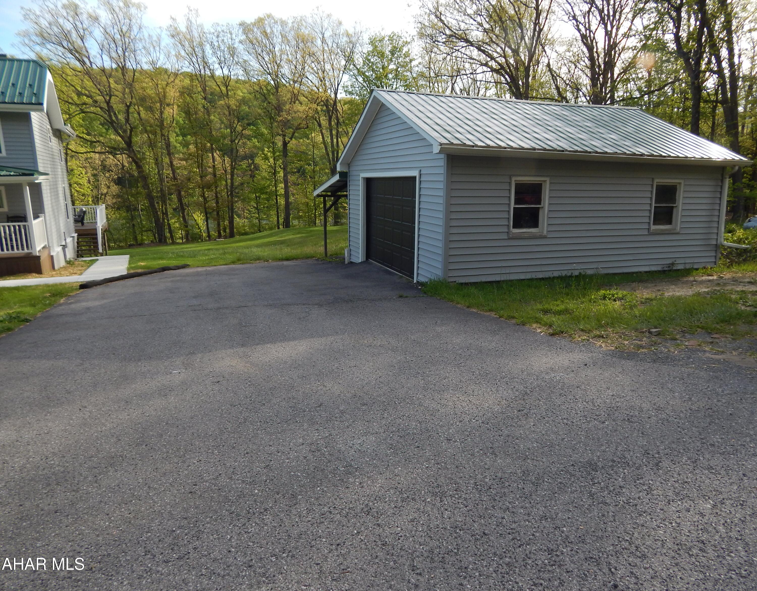 1453 Mill Run Road Altoona, PA 16601 - Photo 21 of 73