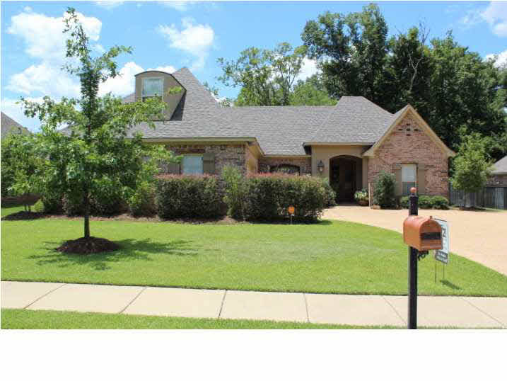 110 Arbor Ridge Clinton, MS 39056 - Photo 6 of 50 Front View