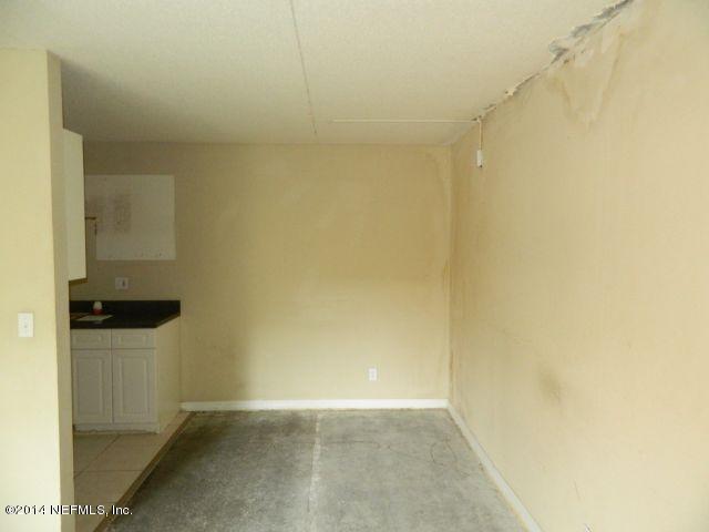 355 Monument Road, Unit 15D2 Jacksonville, FL 32225 - Photo 12 of 25 Dining_Area