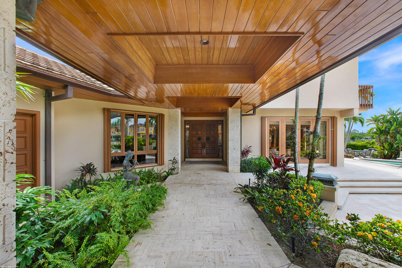 199 Commodore Drive Jupiter, FL 33477 - Photo 15 of 53 Entry