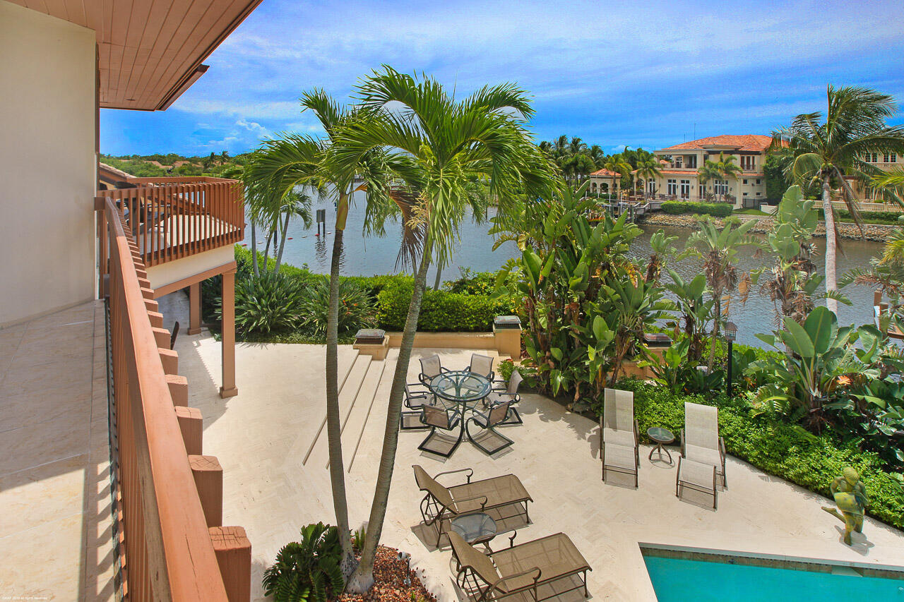 199 Commodore Drive Jupiter, FL 33477 - Photo 32 of 53 2nd Floor View