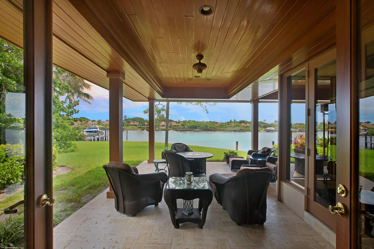 199 Commodore Drive Jupiter, FL 33477 - Photo 10 of 53 Rear Patio