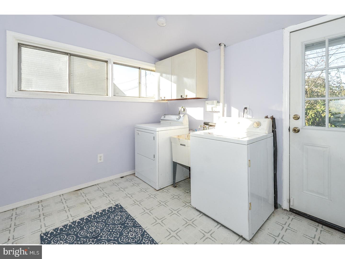 69 Canoebirch Road Levittown, PA 19057 - Photo 14 of 25