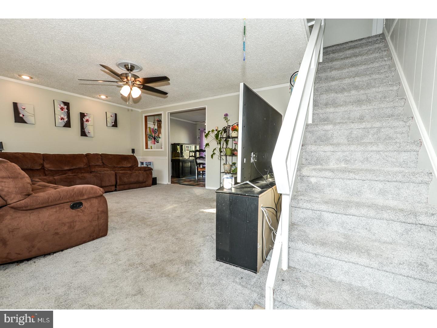 69 Canoebirch Road Levittown, PA 19057 - Photo 3 of 25