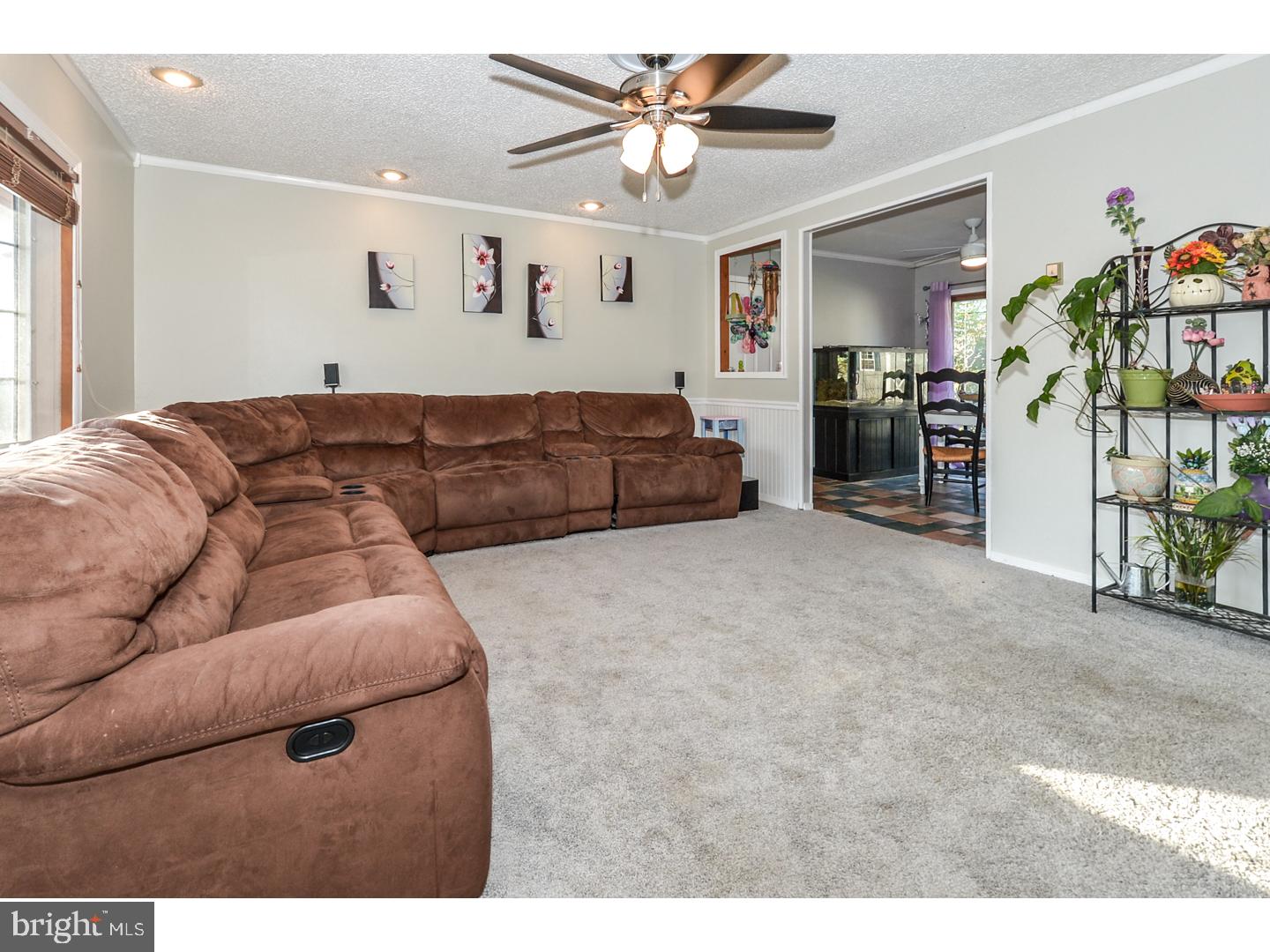 69 Canoebirch Road Levittown, PA 19057 - Photo 4 of 25