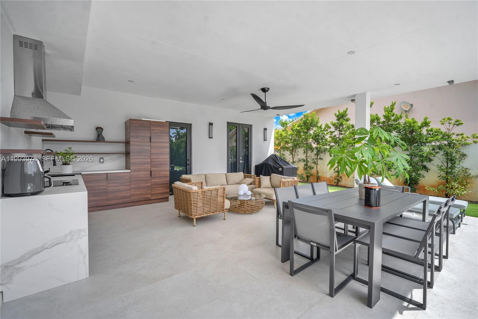 46 Northeast 162nd Street Miami, FL 33162 - Photo 12 of 44