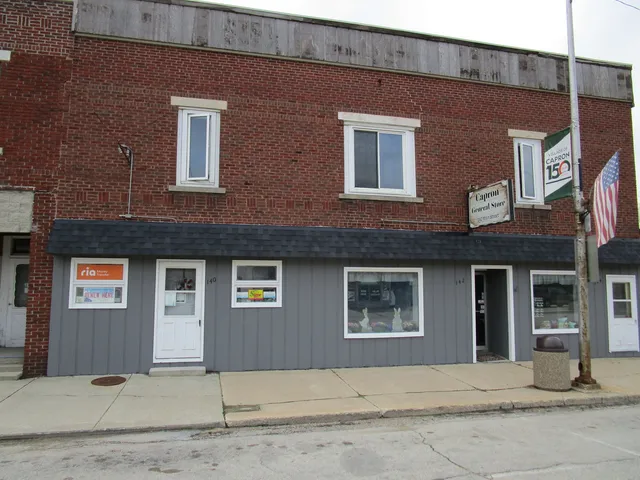 a house that has windows on it