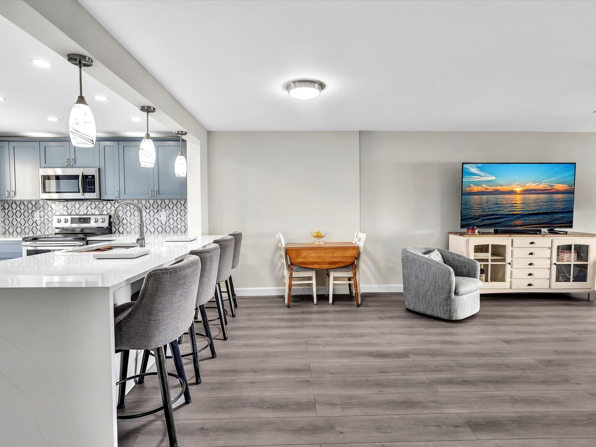 321 Southeast 3rd Street, Unit 208 Dania, FL 33004 - Photo 12 of 56 13-FPP00096