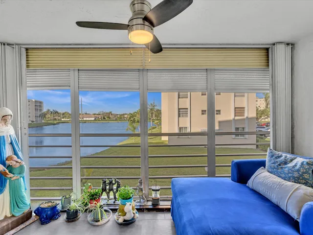 $270,000 | 321 Southeast 3rd Street, Unit 208, Dania, FL 33004