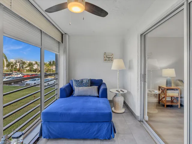 $270,000 | 321 Southeast 3rd Street, Unit 208, Dania, FL 33004