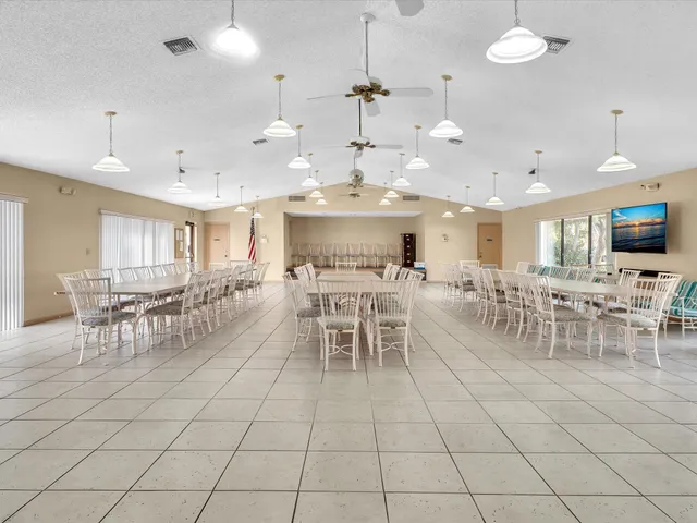 $270,000 | 321 Southeast 3rd Street, Unit 208, Dania, FL 33004