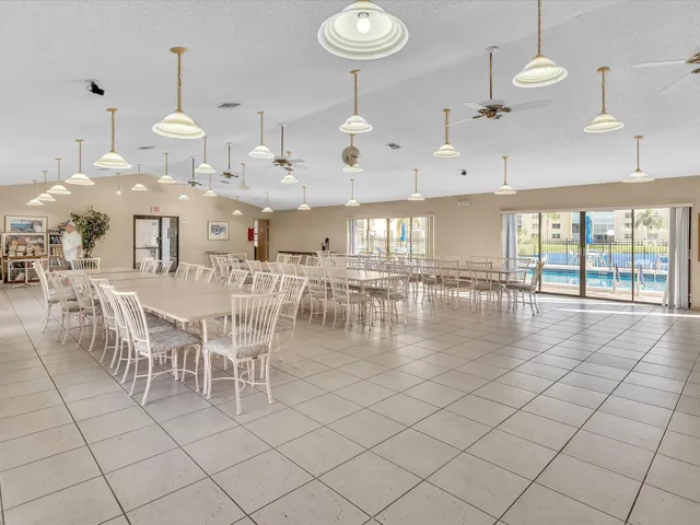 $270,000 | 321 Southeast 3rd Street, Unit 208, Dania, FL 33004