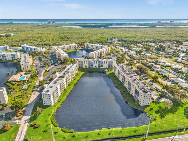 $270,000 | 321 Southeast 3rd Street, Unit 208, Dania, FL 33004