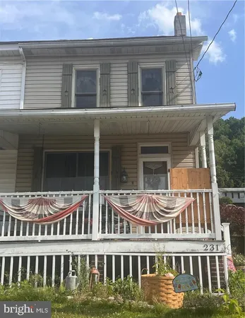$169,000 | 231 West Railroad Street, Nesquehoning, PA 18240