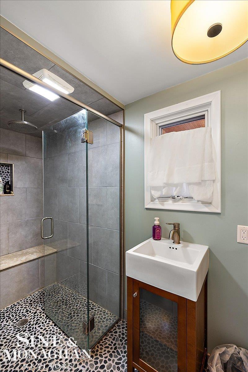 595 Thorntree Road Grosse Pointe, MI 48236 - Photo 30 of 64 50168462-7d61ef11-a108-41ac-b806-2c5cd2436cbc.JPG