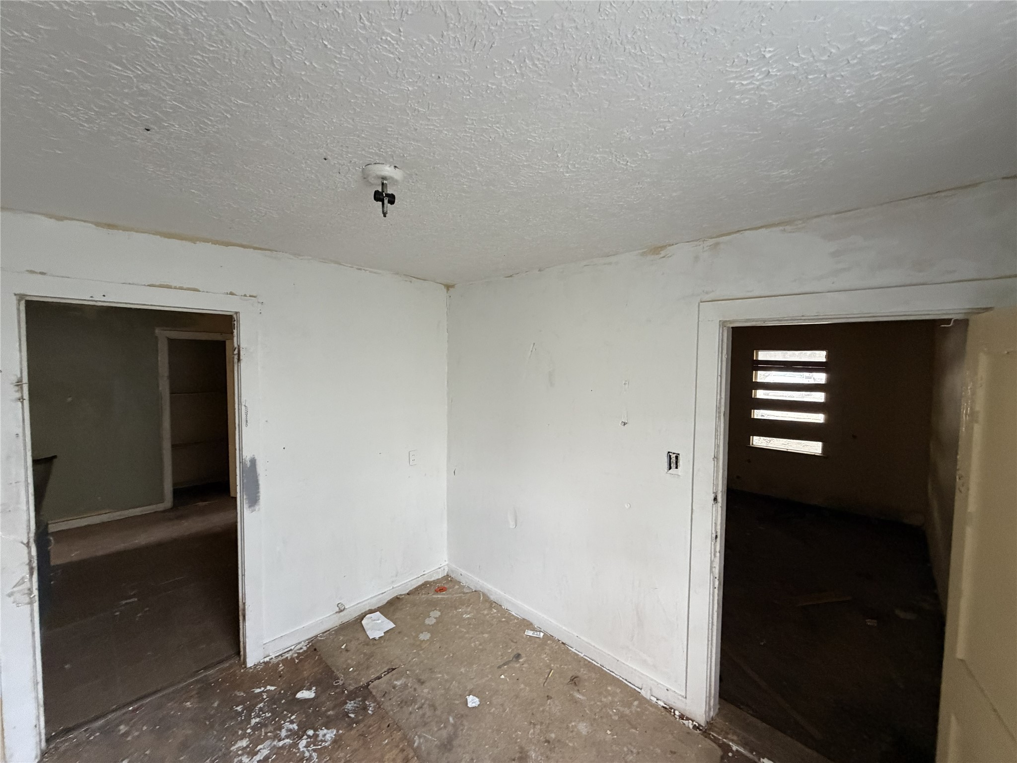 6135 Sidney Street Houston, TX 77021 - Photo 13 of 20